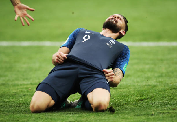 会首位女性 会首位女性