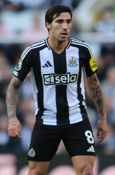 球队成功抵 球队成功抵