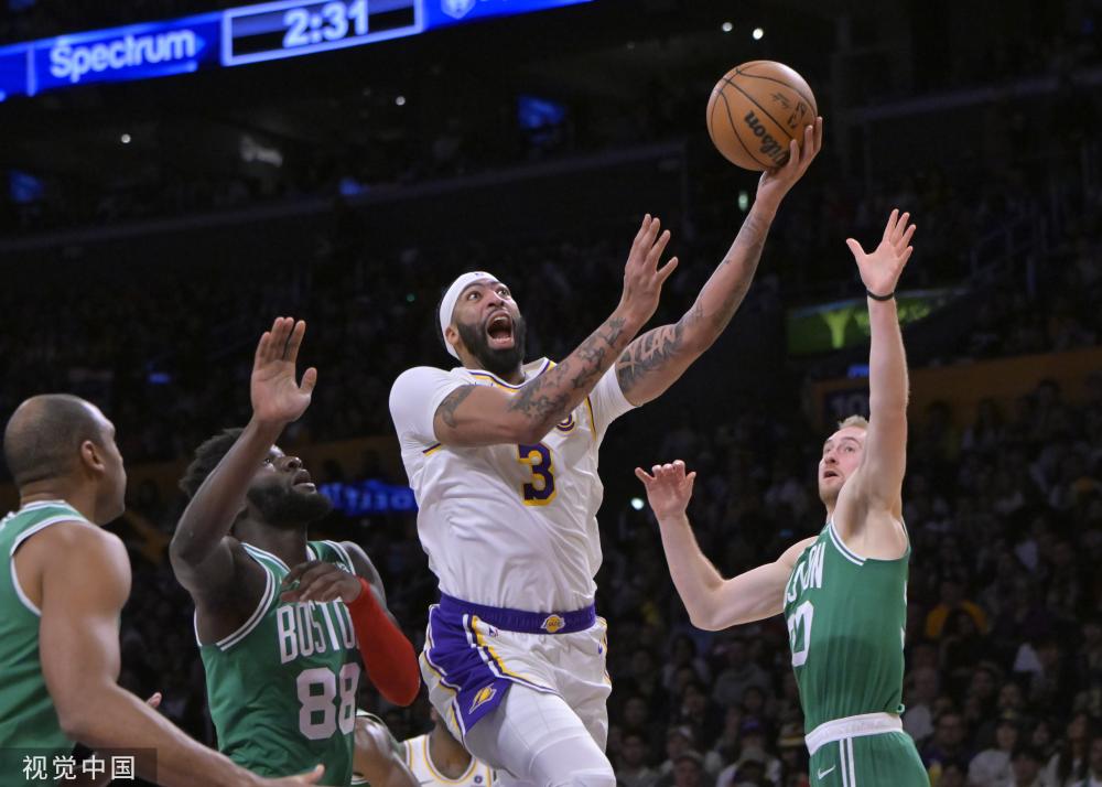 那时她年仅 那时她年仅